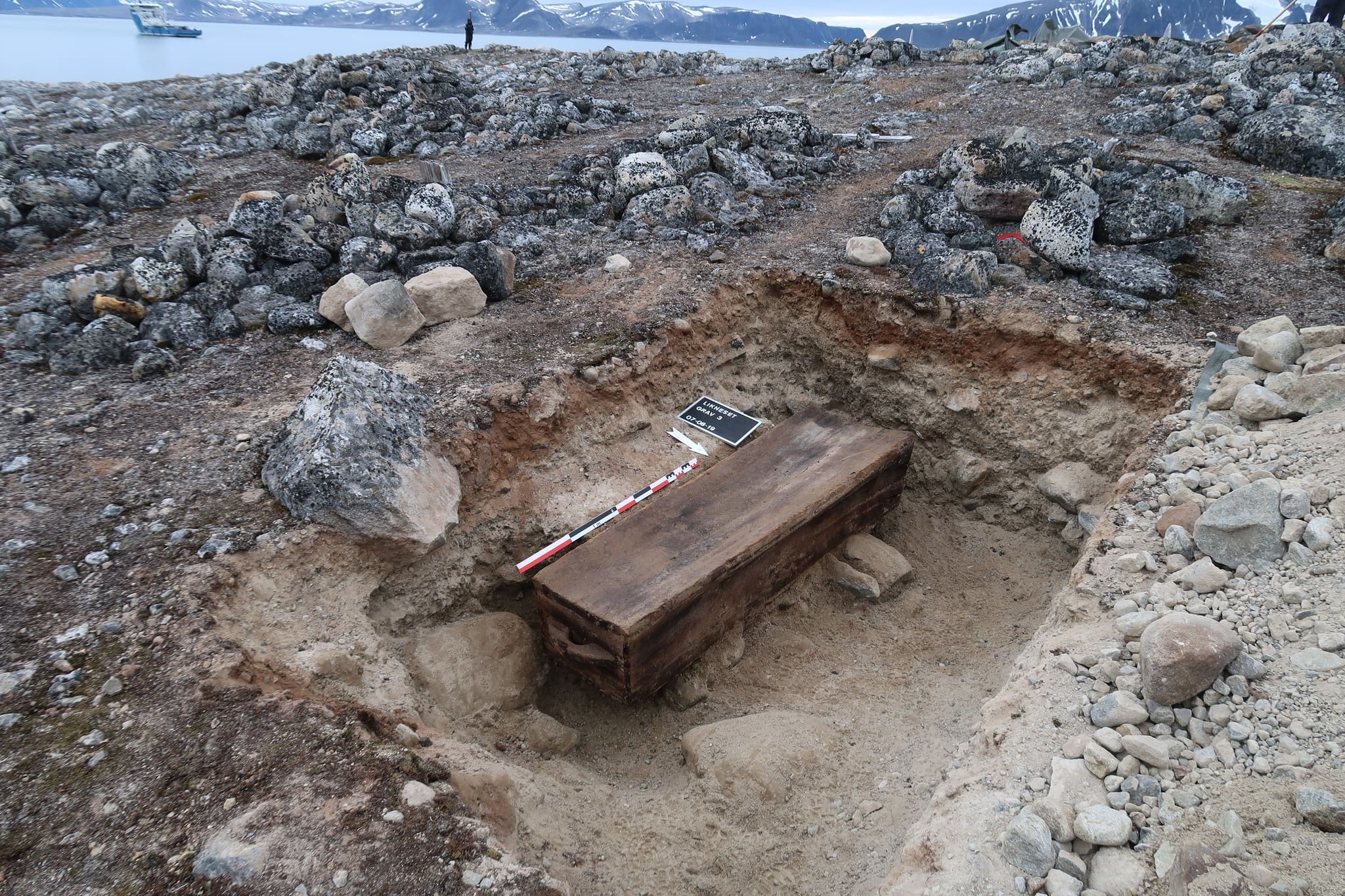 Fredagsforedrag: Arkeologiske utgravninger av hvalfangergraver på Svalbard